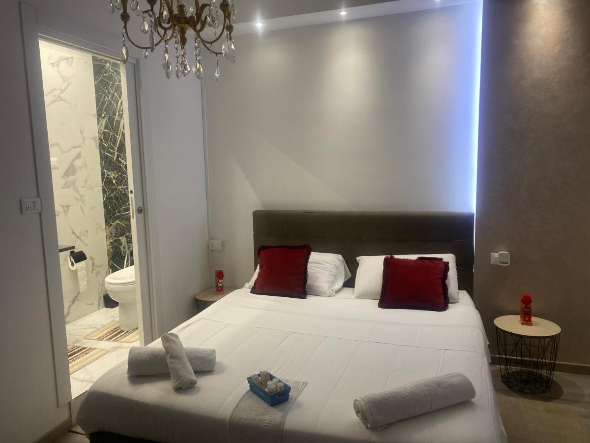 ゾーラ・プレドーザ Zola Centro Bed & Breakfast エクステリア 写真
